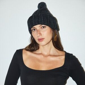 Misha & Puff Adult Garter Hat, Carbon O/S